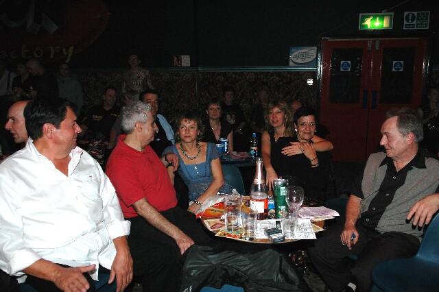 min 2006 11 25 riot 673